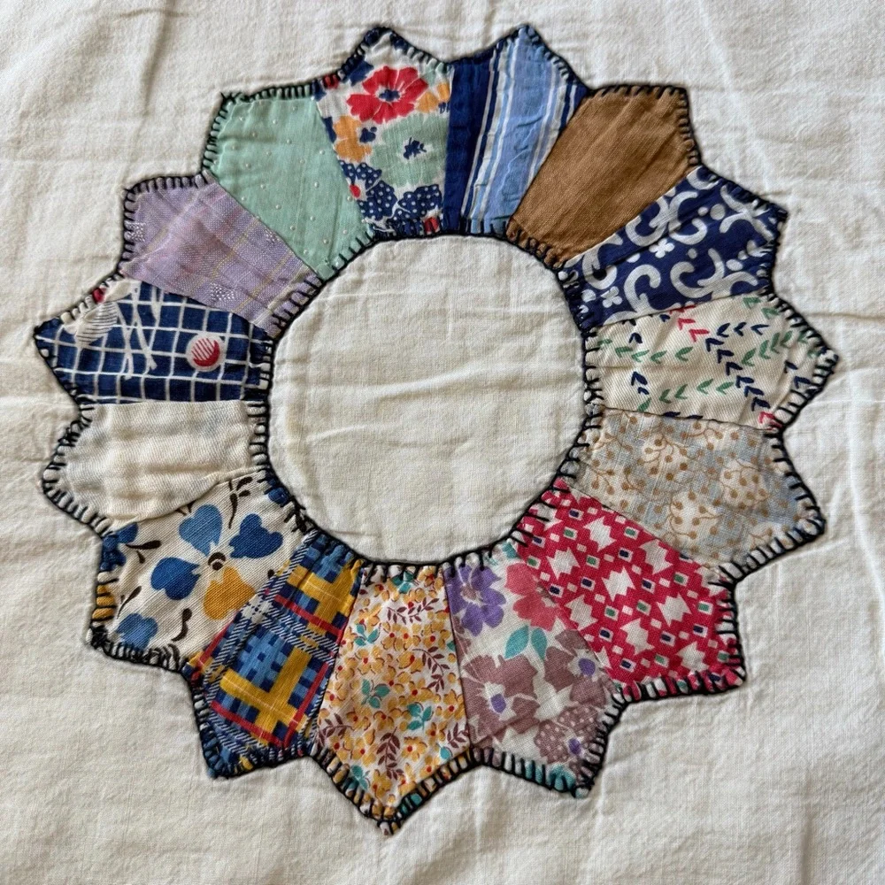 Vintage Dresden Plate Quilt 70x86 Feedsack Appliqué Cottagecore